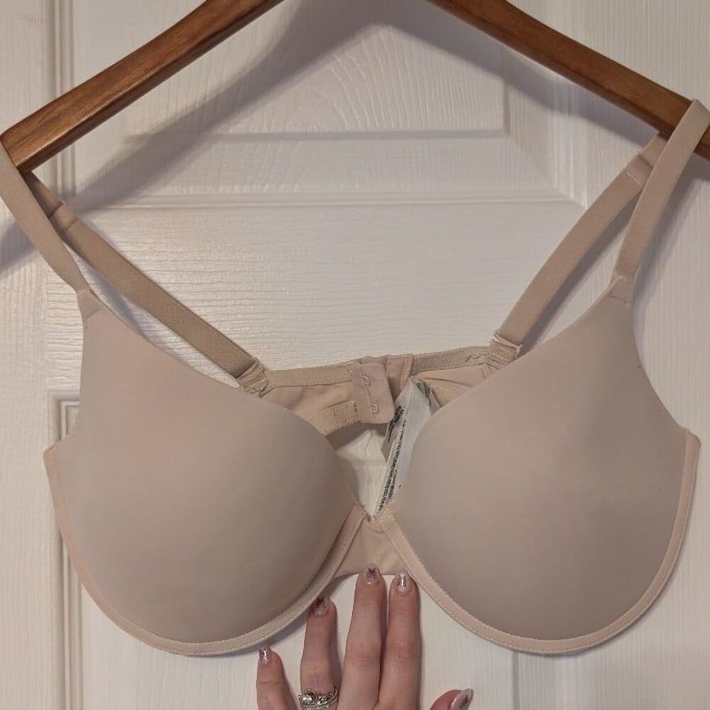 Beige Light Tan Nude Color Pushup Bra PINK by Victoria's Secret Size 36DD